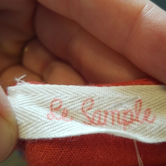 Le Sample Embroidered Tank - L - Picture 3 of 5